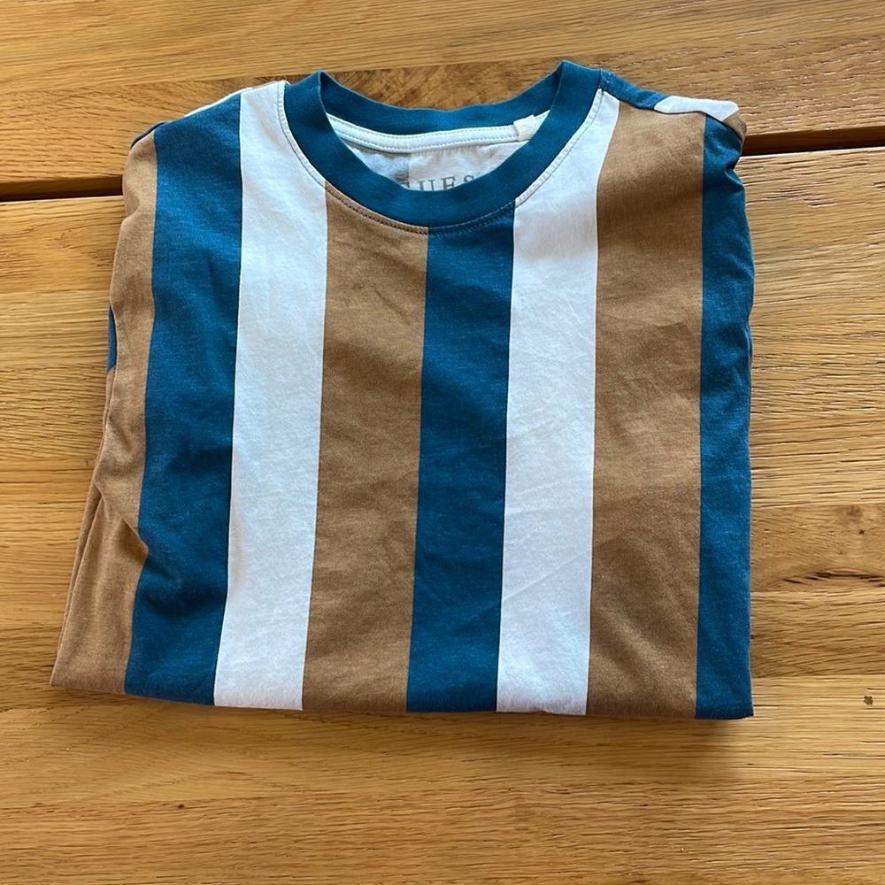 Men’s XS Guess white, brown, blue striped T-shirt